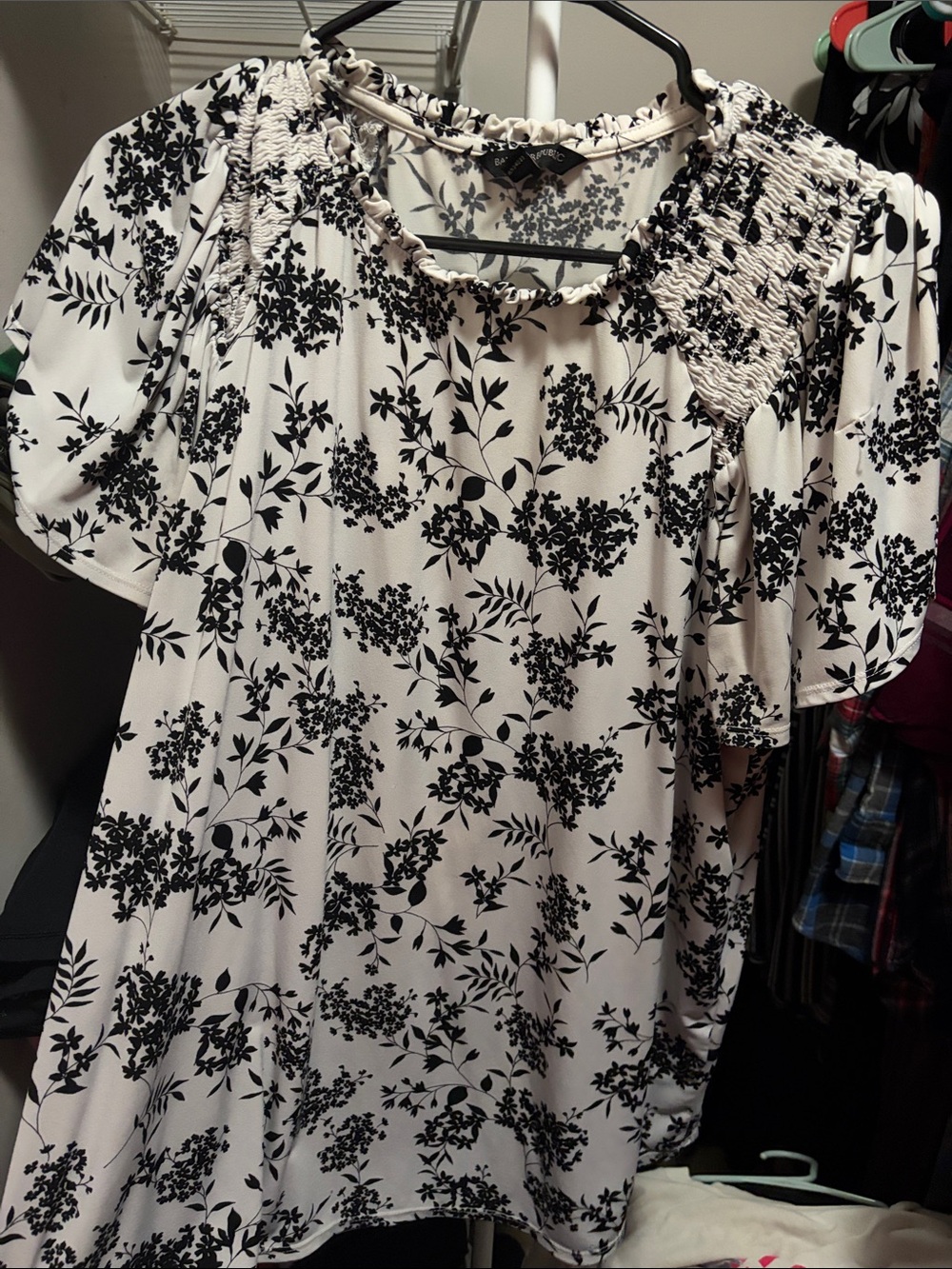 Banana Republic Factory Black & White Floral Smocked Yoke Top